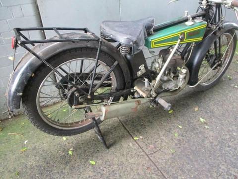 BSA MOTORCYCLE UNKNOWN MODEL 350 COMPLETE APPROX 1927