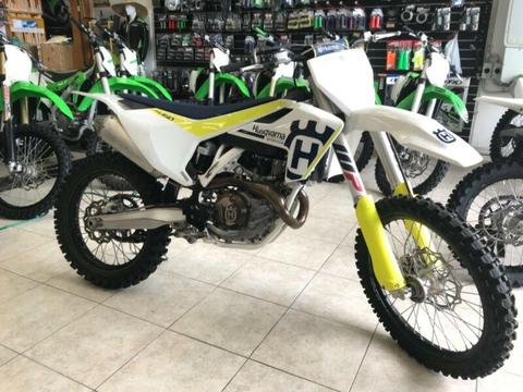 Awsome 2017 Husqvarna FC450 with fresh top end. Finance available