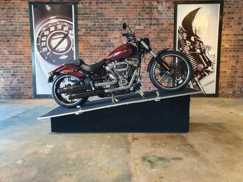2019 MY18 Harley Davidson Breakout 114