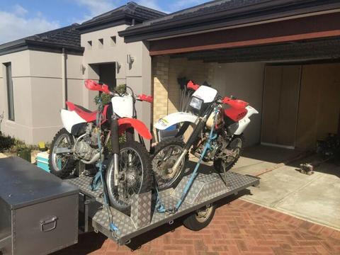 2x motorbikes, trailer and riding gear