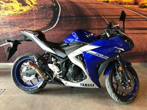 2017 Yamaha YZF-R3 Road Bike 321cc