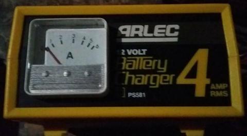 ALREC 12 VOLTS BATTERY CHARGER