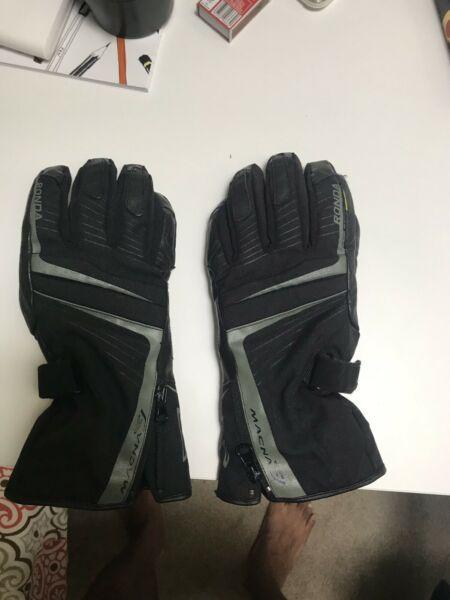 Biker gloves