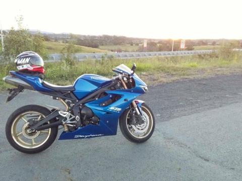 2011 Triumph Daytona 675