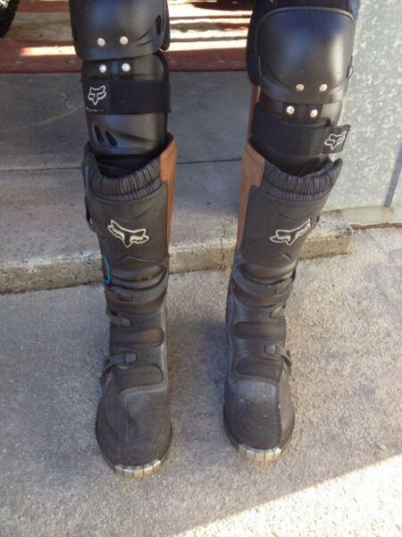 Fox Racing mx boots and shin/knee guards