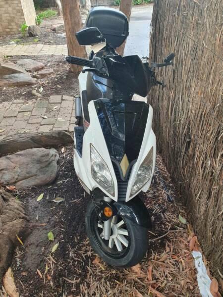 zoot scooter 50cc in great condition