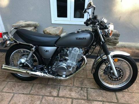 Yamaha SR400 Motorbike in good condition