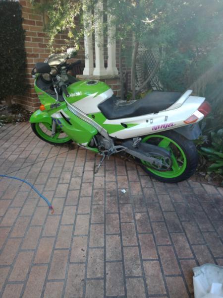 Kawasaki Ninja 250cc - Make an Offer!!