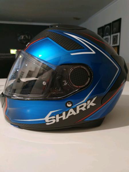 Helmet Shark Spartan Carbon Guintoli size small