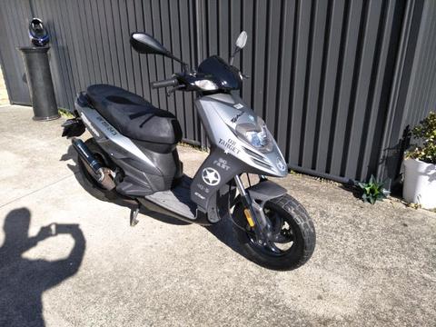Selling cheap !!! 2012 Piaggio Typhoon 50 - only 8900kms