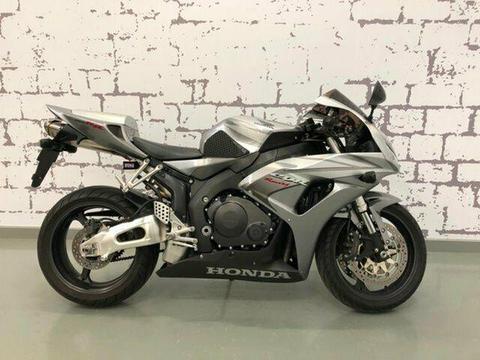 2006 Honda CBR1000RR FIREBLADE Road Bike 998cc