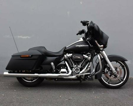 2017 Harley-Davidson Street Glide