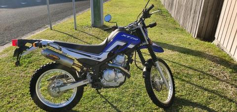 Xt 250 motorbike for sale