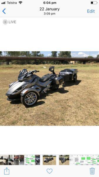 Can am Spyder ST. Trailer package. Bike. Classic industries
