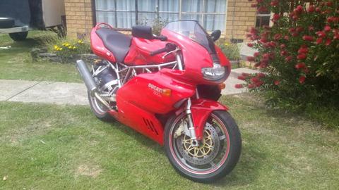 2002 Ducati 1000 SS/DS Motorcycle