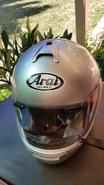 Motor Cycle Helmet - Arai Vector 2