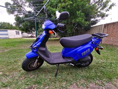 Scooter on sale. Need urgent money so selling it