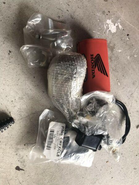 New CRF450x Genuine Headlight Other factory bits