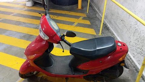 Red Benzhou Motor Star Scooter