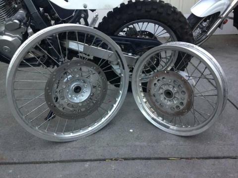 DR650 rims and tyres