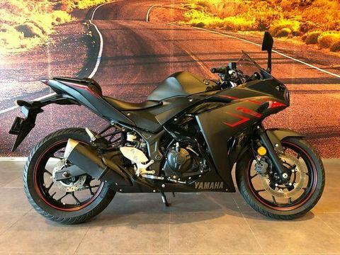 2017 Yamaha YZF-R3 Road Bike 321cc