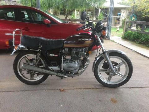 Honda CB 4OO motor cycle
