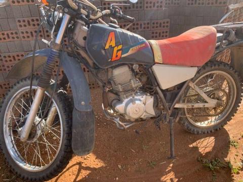 Two motorbikes for farm, Suzuki Dr 250 and Yamaha 200 Ag