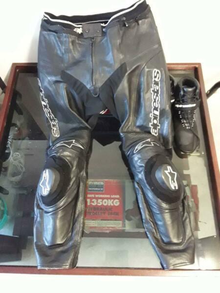 Motorcycle Jackets, Gloves, Helmets, Boots etc