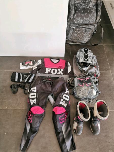 Women's motocross gear