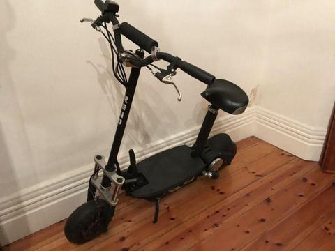 REVO ELECTRIC SCOOTER