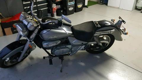 Hyosung gv 250 aquila..carby model..for parts only