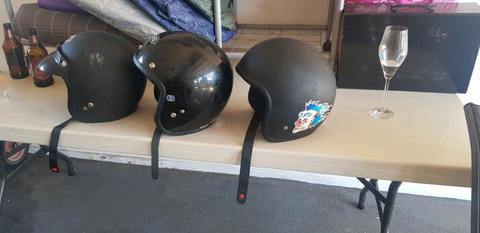 Motorbike helmets ×3