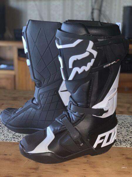 2019 Fox Comp R motocross boot