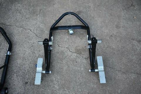 Motorcycle Rear Wheel Stand with Centre Wheel