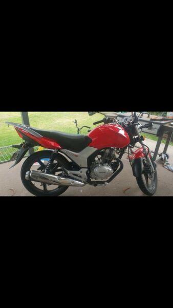 2012 Honda CB125E