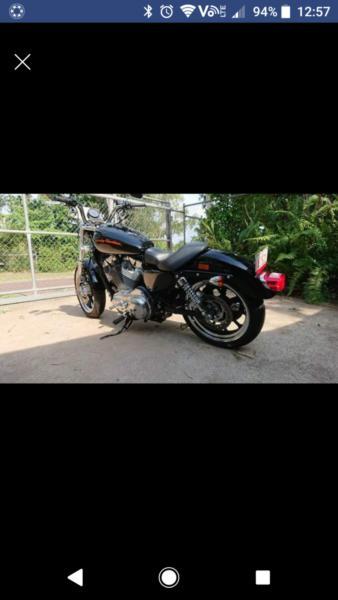 Harley Davidson 883 Superlow