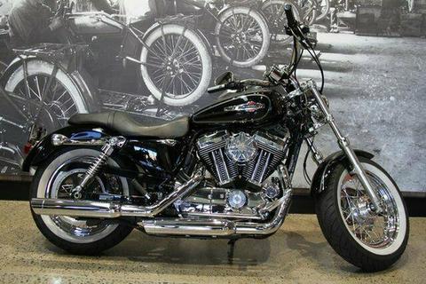 2015 Harley-Davidson 1200 CUSTOM (XL1200C) Road Bike 1200cc