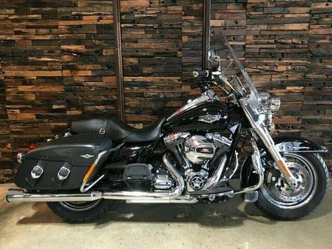 2014 Harley-Davidson FLHRC Road King Classic 1700CC Cruiser 1690cc