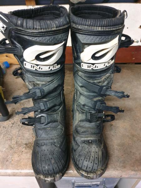 Oniel motocross boots