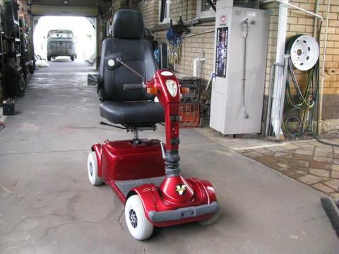 MOBILITY SCOOTER, ADULT SIZE, EX CONDITION