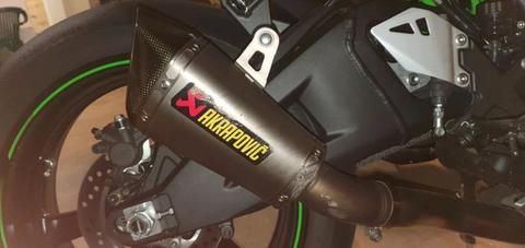 Akrapovic slip on and linking pipe for ZX10R