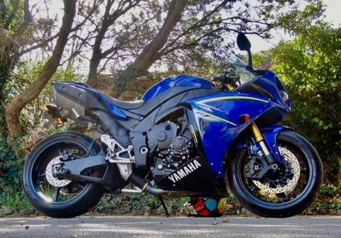 2009 R1 in great condition