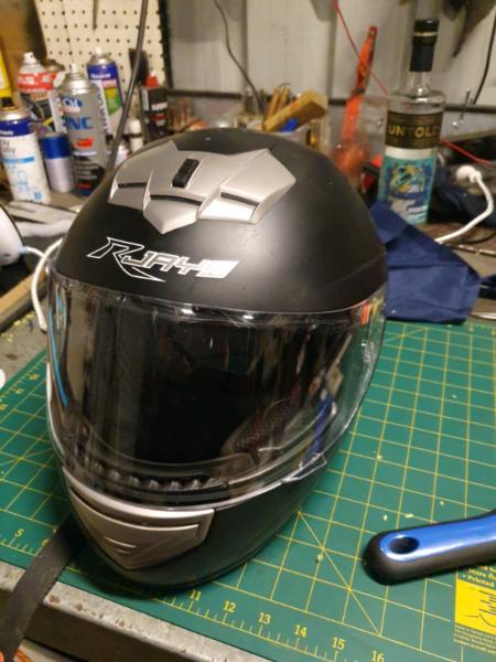 RJayz Apex II motorcycle helmet L