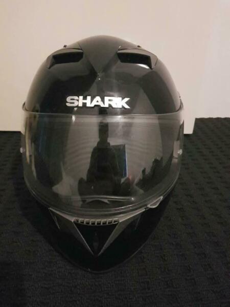 Shark helmet medium