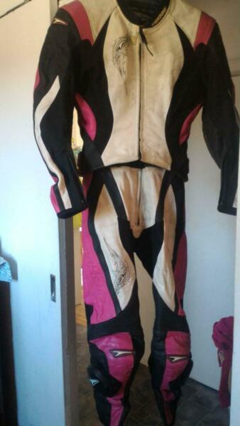 Ladies Teknic Leathers