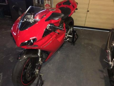Ducati 848 2009 motorcycle with accessories