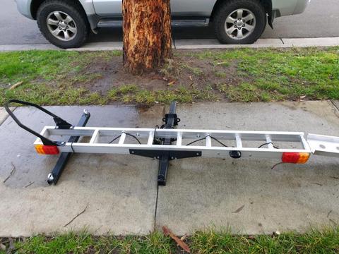 Mo tow motorbike carrier