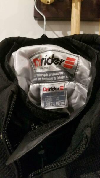 Motorcycle jacket dririder