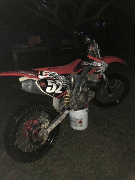 Wanted: Wanted to buy crf450r muffler