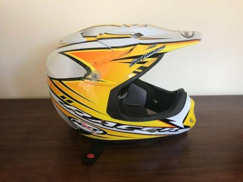 RXT A717K Kids Racer Motorcycle Helmet XS